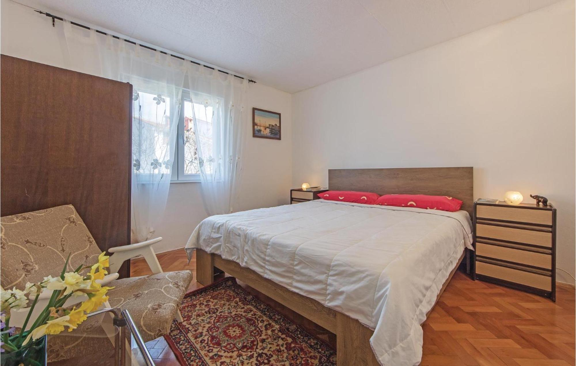 Awesome Apartment In Fazana With Wifi Eksteriør bilde