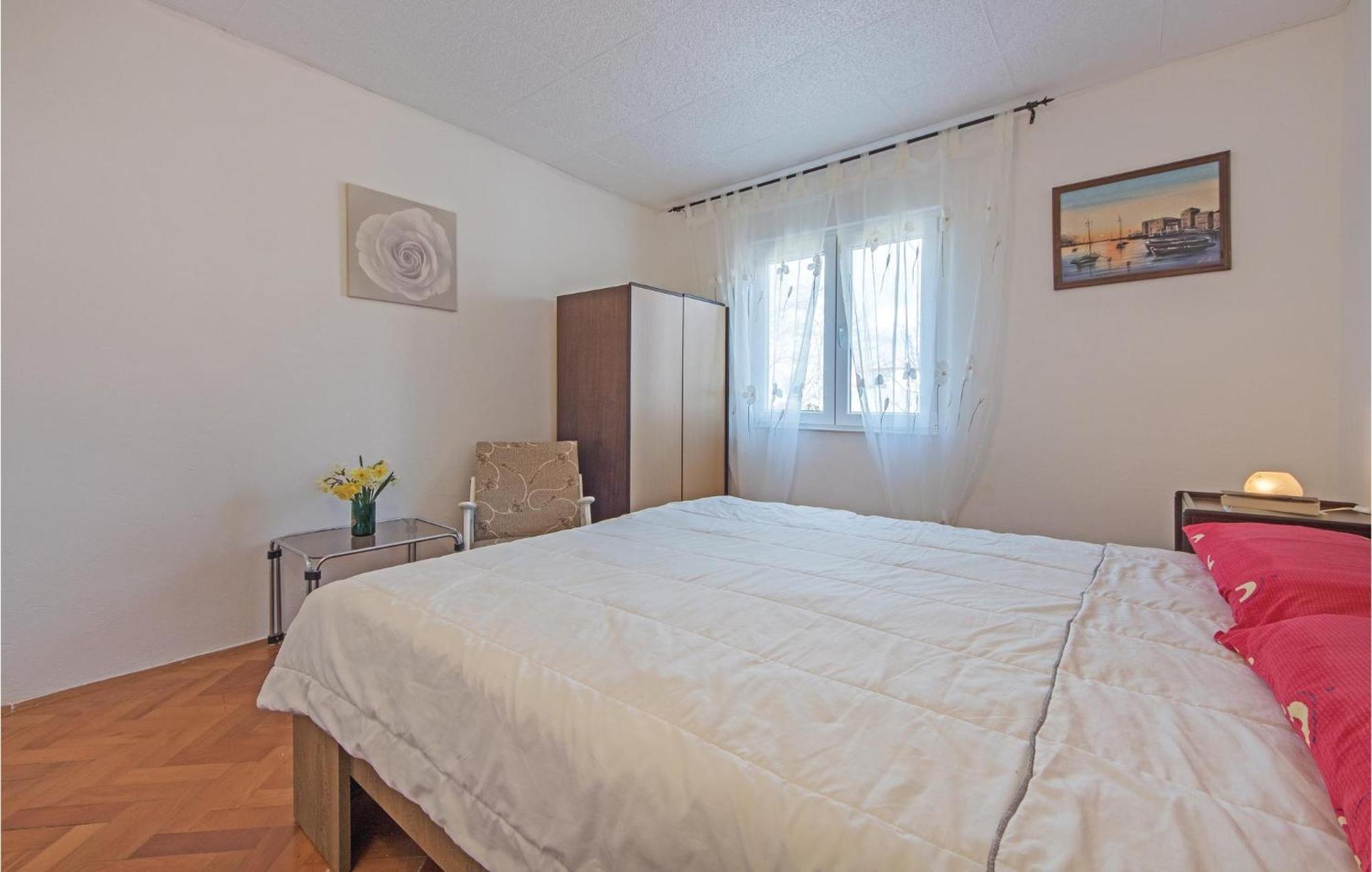 Awesome Apartment In Fazana With Wifi Eksteriør bilde