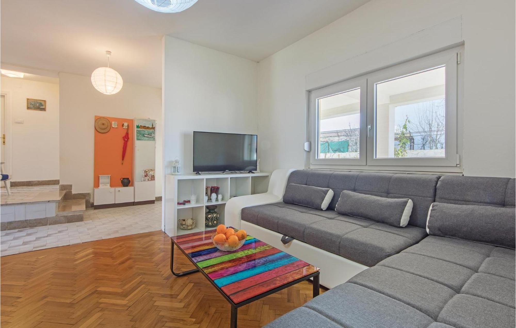 Awesome Apartment In Fazana With Wifi Eksteriør bilde