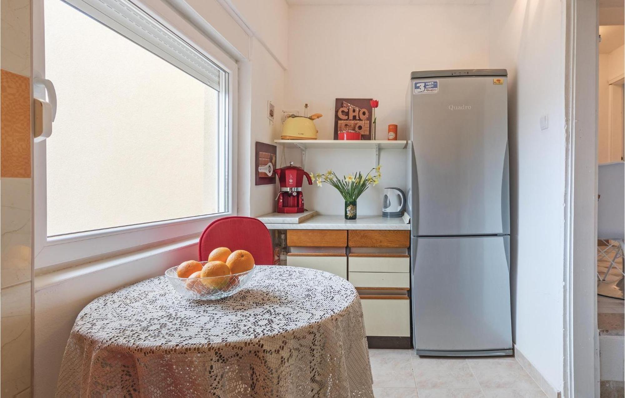 Awesome Apartment In Fazana With Wifi Eksteriør bilde